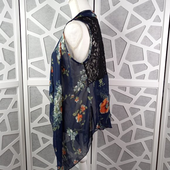 Color Swatch Medium Sheer Floral And Black Lace Vest - Picture 9 of 11